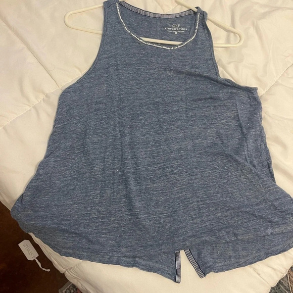 Vineyard Vines Tops - Vineyard Vines Tank Top with stitched neckline and split back at the bottom